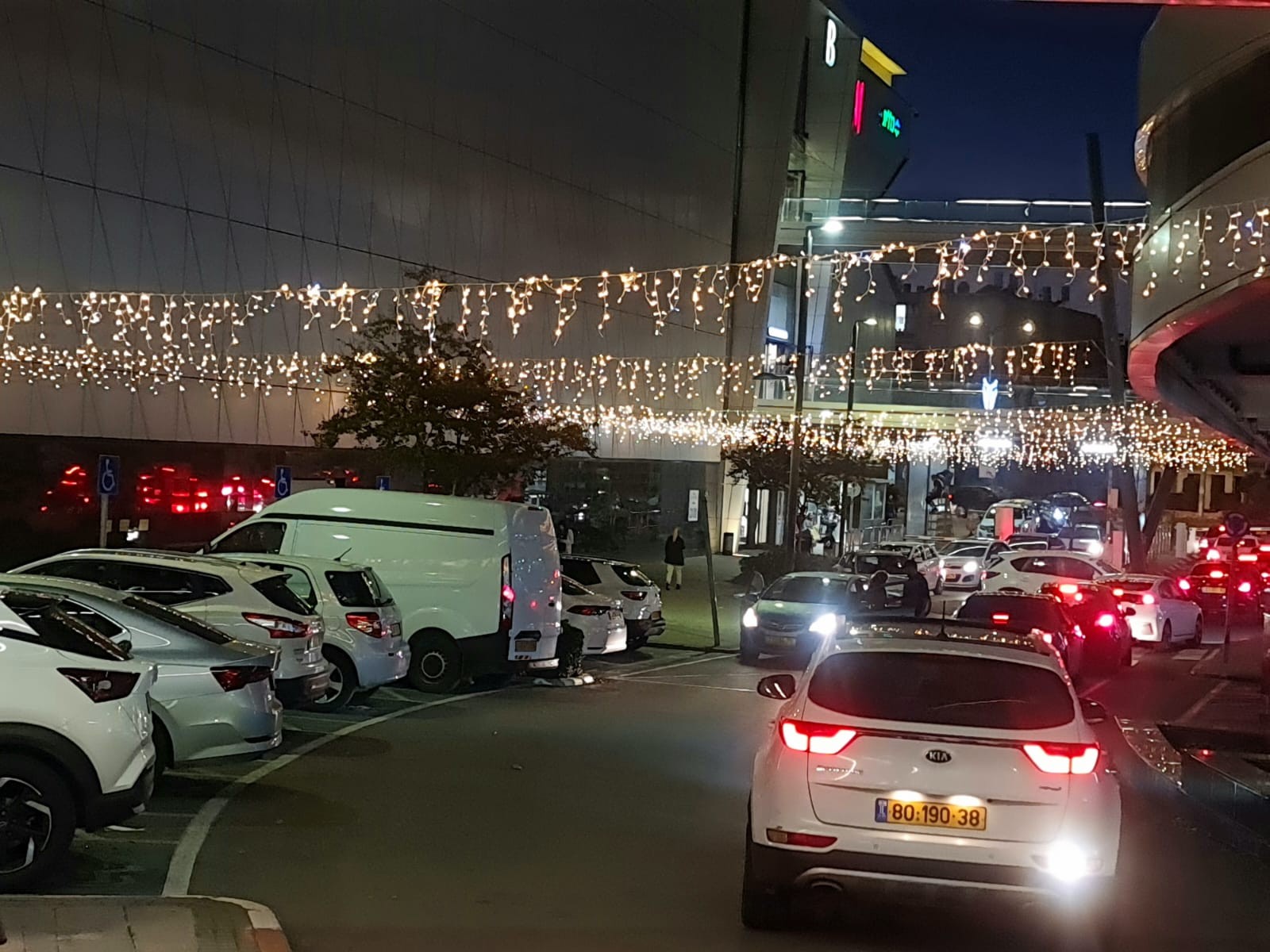 ����� ����� �� ���� ������ ���� ��� 3x0.7m 100Led �����