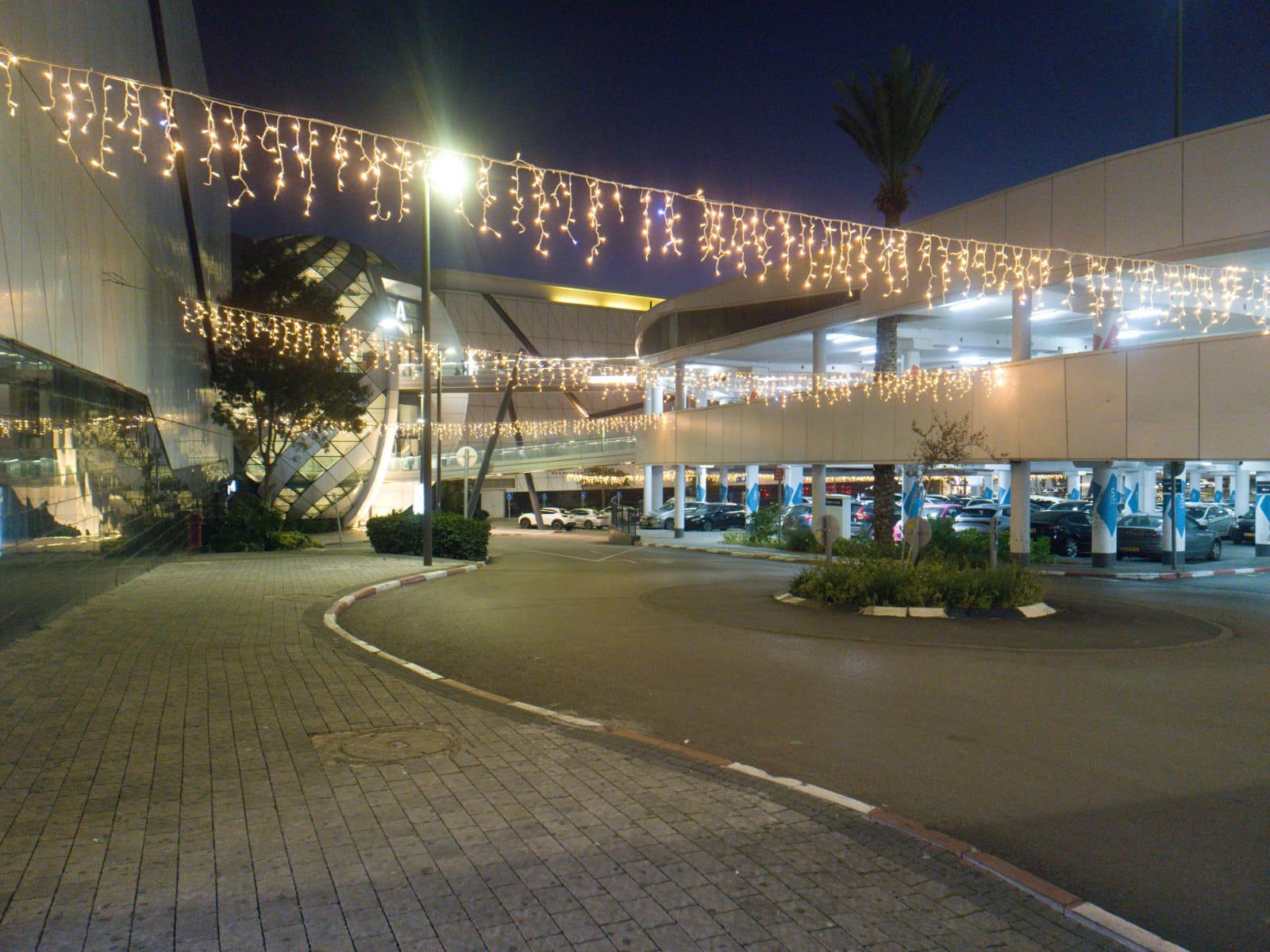 ����� ����� �� ���� ������ ���� ��� 3x0.7m 100Led �����