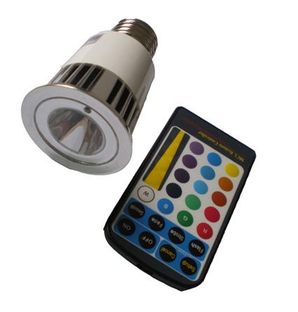 נורת RGB 5W + שלט חכם מחליפה צבעים (E27 הברגה ) נורת RGB 5W + שלט חכם מחליפה צבעים (E27 הברגה )